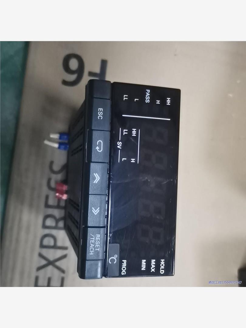 拆机原装欧姆龙温控仪,成色如图议价商品