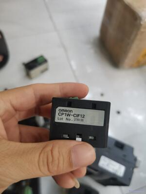OMRONCP1W-CIF12，实图拍摄，功能正常，88一个，有议价商品