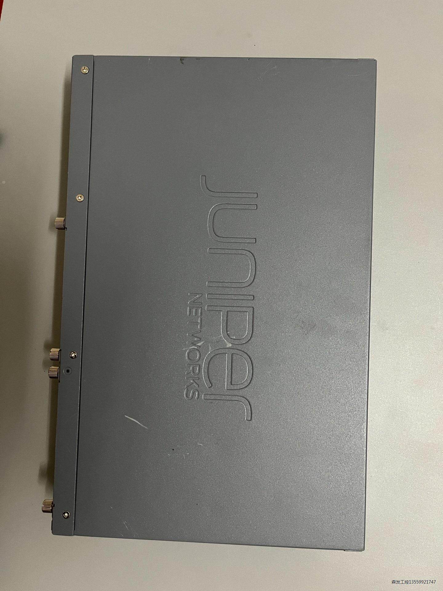 Juniper SRX320-SYS-JB企业级防火墙是一种