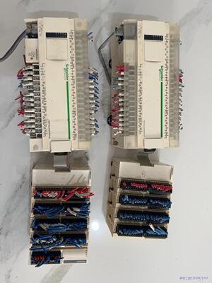 施耐德PLC   TM218LDA40DRPHN  两个议价商品