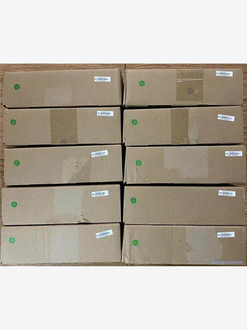 昆仑通泰触摸屏，型号：TPC7032KT，包原装全新未使用，议价商品