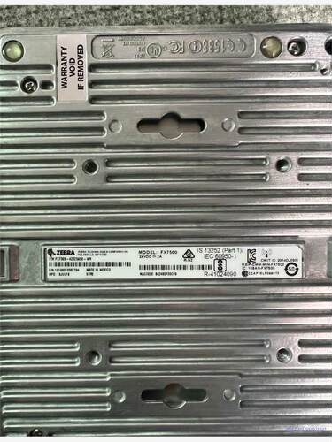 斑马FX7500读写器，实图拍摄，产品上面的灰尘没有擦去，议价商品