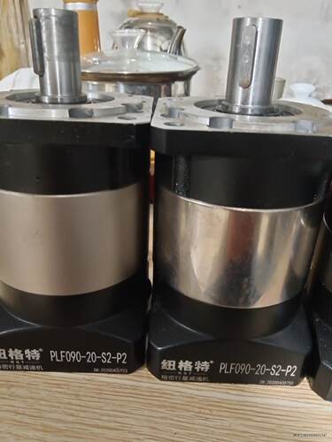 纽格特行星减速机，型号PLF090-20-S2-P2速比1比