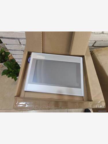 昆仑通态触摸屏  全新 TPC7032Kⅰ议价商品