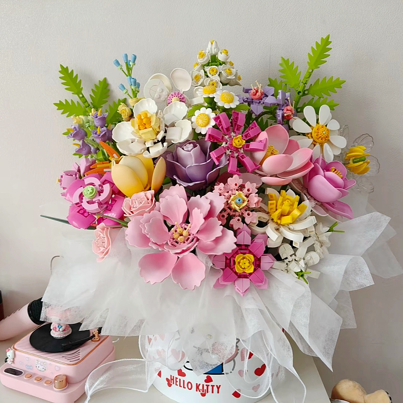 创意积木花束红书同款高颜值抱抱桶高难度Hello拼装kitty礼物女友