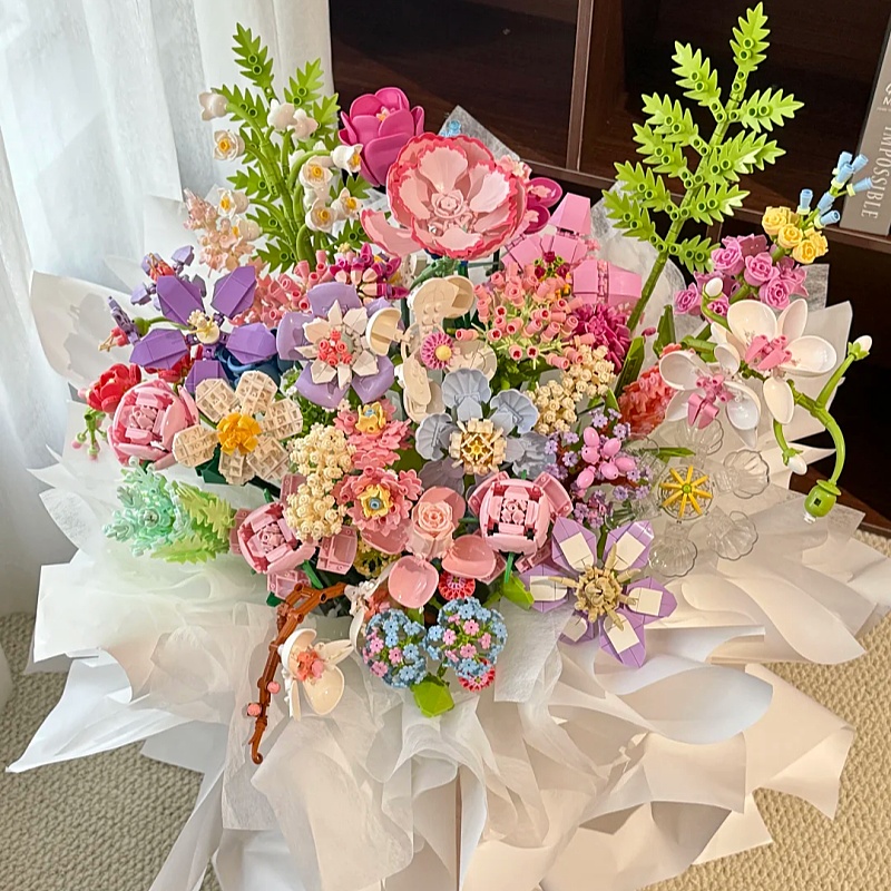 Hello积木花束kt永生花抱抱桶拼装创意摆件女孩系列生日礼物