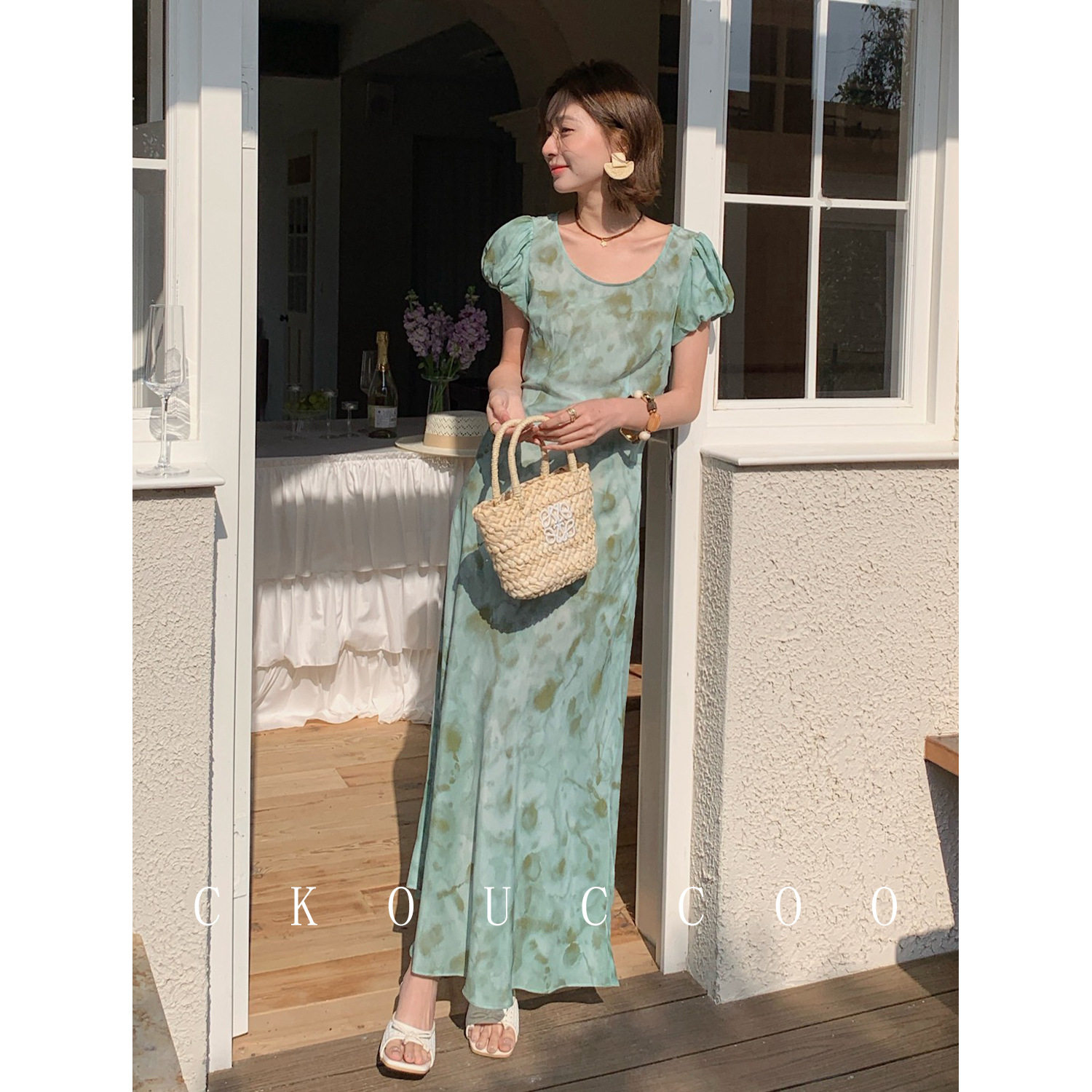 荣太浪漫油画多色印花双绉桑蚕丝真丝连衣裙女圆领泡泡袖修身长裙