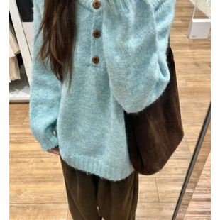 蓝色套头软糯毛衣女2026新款秋冬季加厚保暖宽松慵懒风针织衫上衣