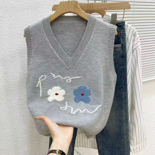 灰色v领针织马甲女2025新款春秋外搭叠穿毛衣背心坎肩无袖上衣潮