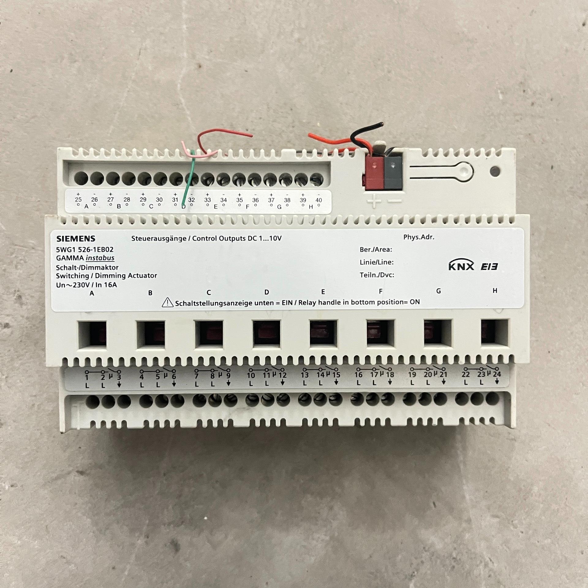 西门子  5WG1 526-1EB02