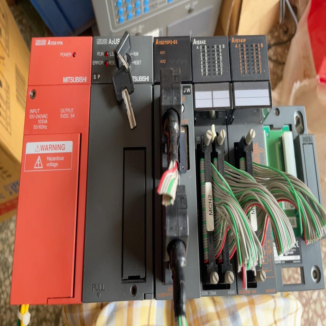 三菱 PLCA1s61pn+A2UScpu+A1sD75p