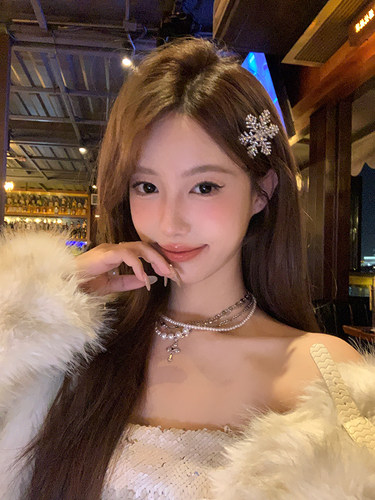 蜜桃茶浪漫冬日闪锆雪花发夹