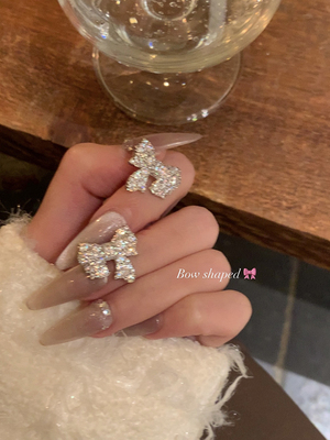 蜜桃茶南洋贵千金闪锆蝴蝶结耳钉