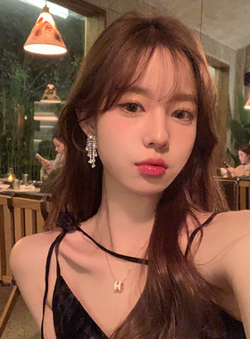 【蜜桃茶】出圈神级美貌  银色流苏耳环女气质网红高级感耳夹耳饰