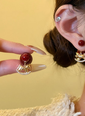 【蜜桃茶】马上有米 后挂式小马红色珍珠耳环秋冬本命年那年耳饰