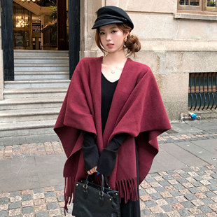 高智千金 冬季红色披风外套斗篷女外搭晚礼服新年保暖气质披肩厚