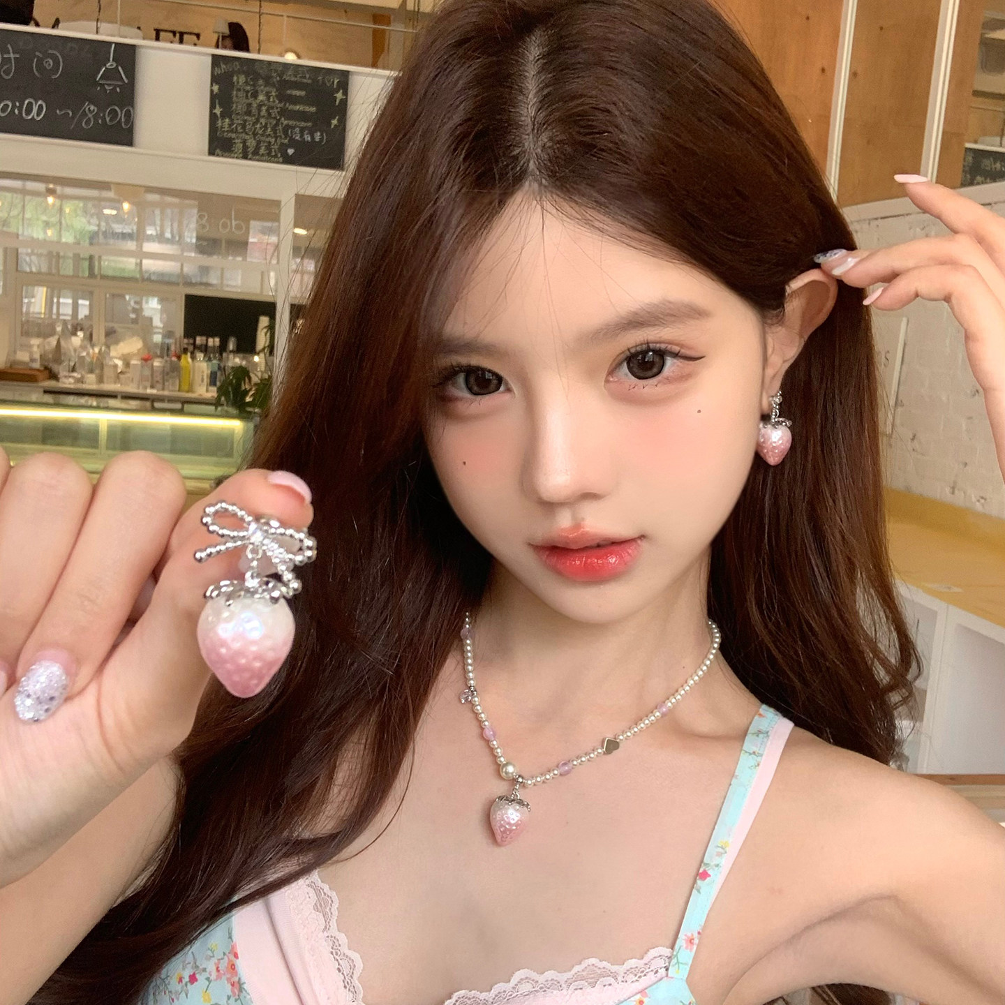【蜜桃茶】乖乖女 法式甜妹草莓珍珠项链女2026新款海边颈链配饰