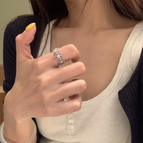 可爱私藏镂空花朵开口戒指女