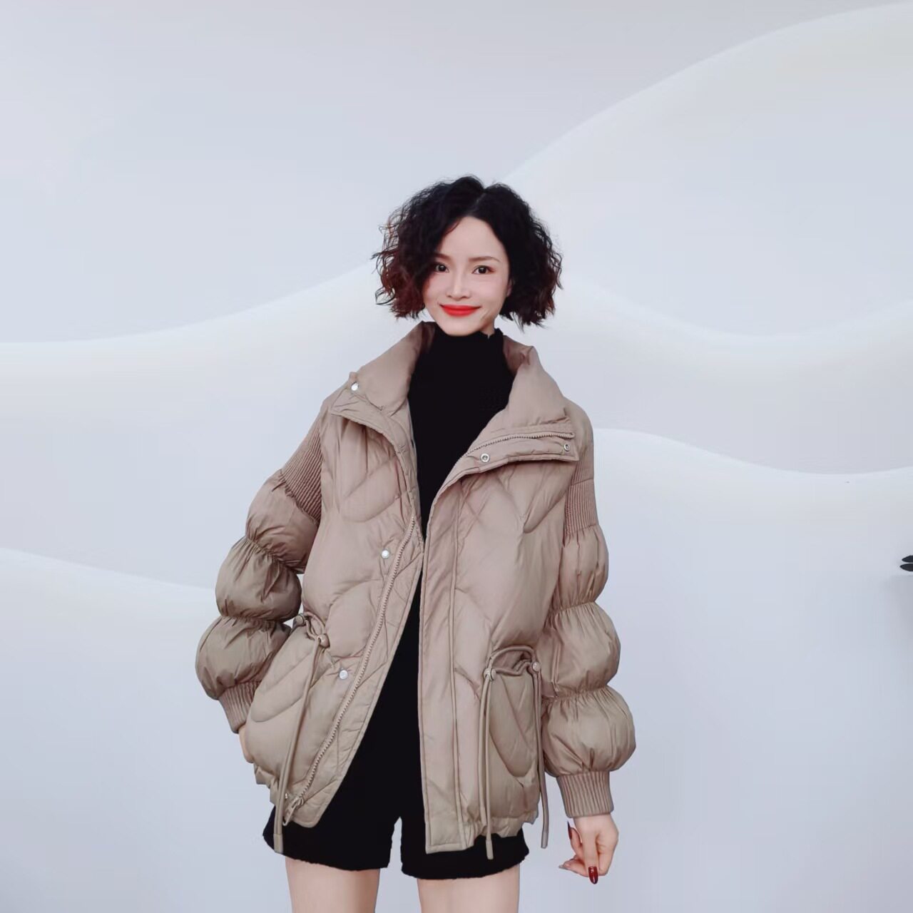 来此购 女士冬季新款韩版时尚立领小众设计感宽松保暖短款羽绒服