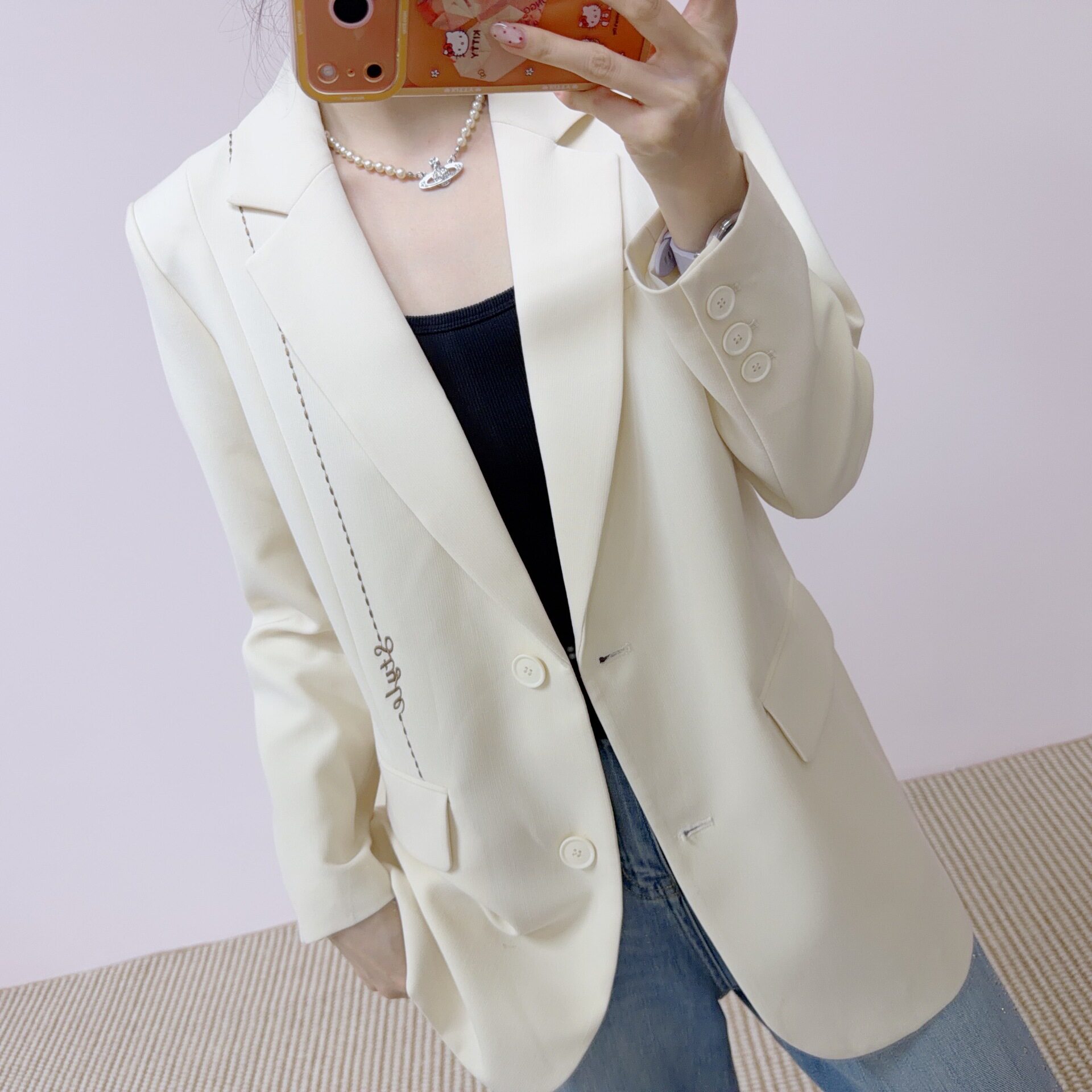 来此购 女士2026春季汉派品牌专柜新品时尚翻领显瘦短款西装外套