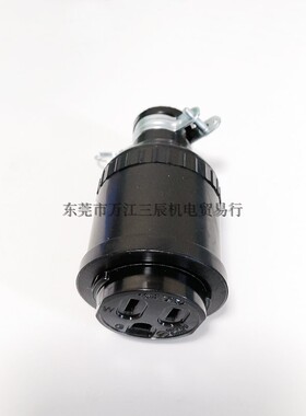 黑色防雨型插座LK5215 15A125V台湾隆光美规附I接地引挂式橡胶套