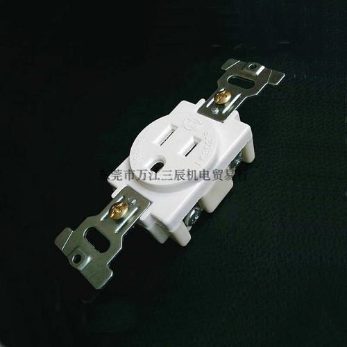 LK3021F15A125V台湾暗装插座