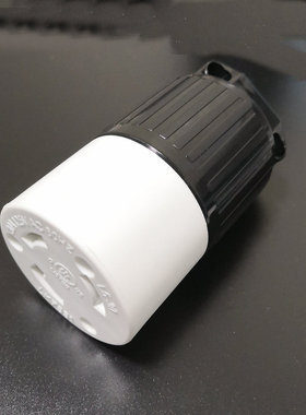 L6-30R台湾隆光LKEW美规LK7332 30A250V3PUL引挂式防松插座黑白色