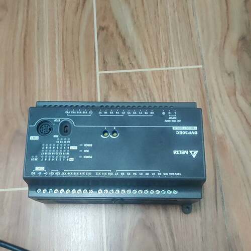 可维修plc dvp30ec00r3，台达