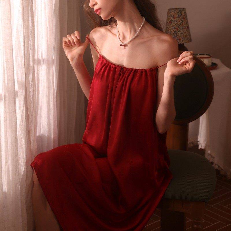 男友家性感睡衣女2026新款秋冬本命年红色真丝结婚新婚吊带睡裙