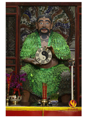 刺绣伏羲树叶衣服少林绣品定做