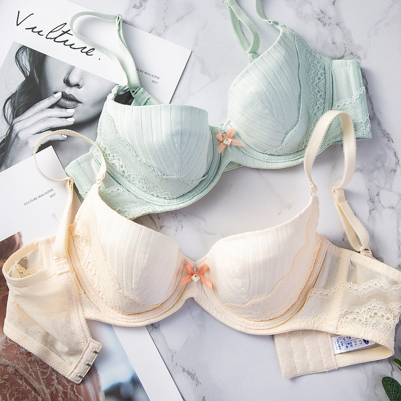 安莉芳内衣女薄款蕾丝大胸包裹舒适美背调整文胸eb1783