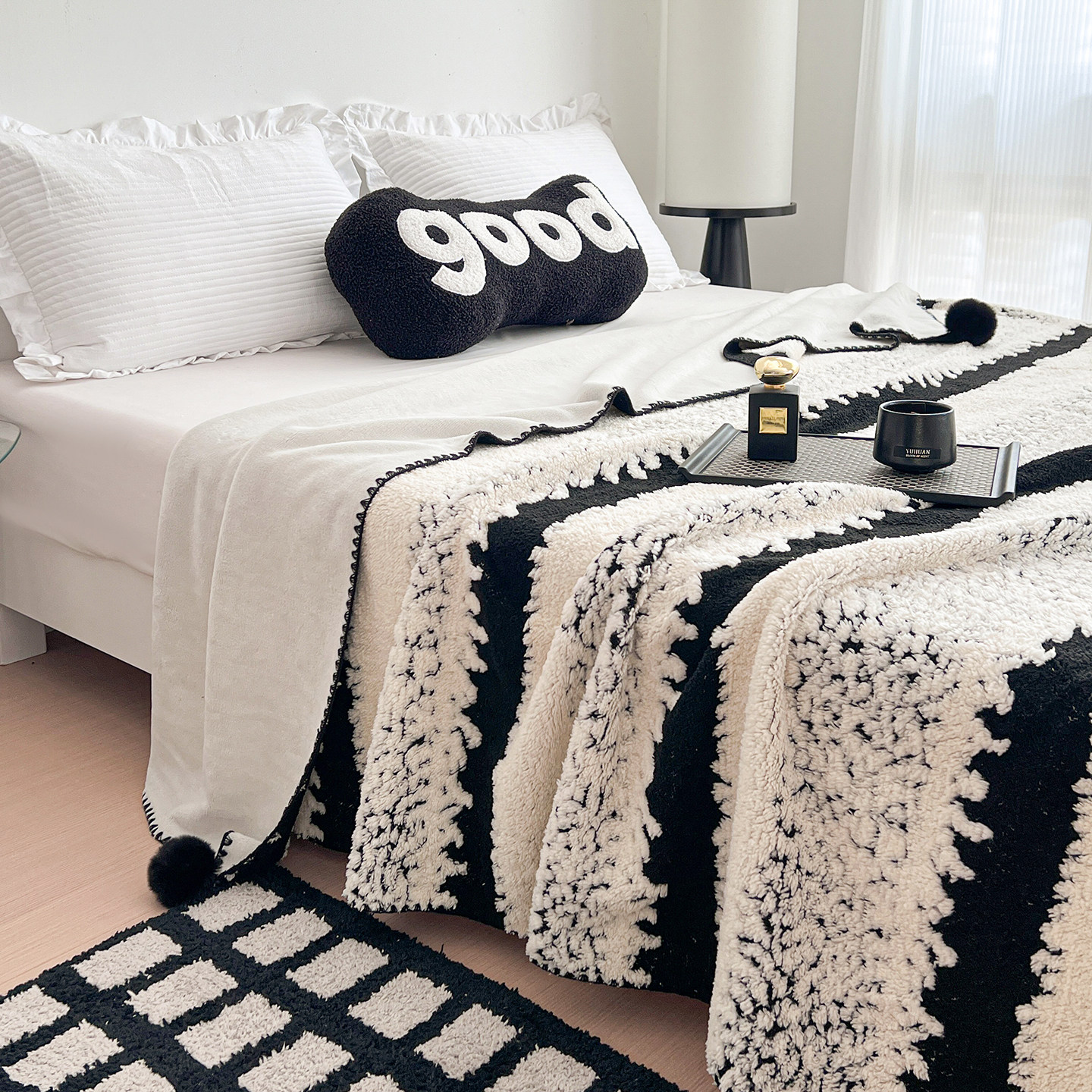 牛奶绒双层毛球复合毯毛毯简约时尚黑白沙发盖毯办公室午睡毯子
