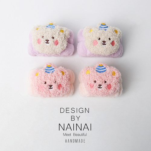 奈奈大小姐手腕带礼帽小熊