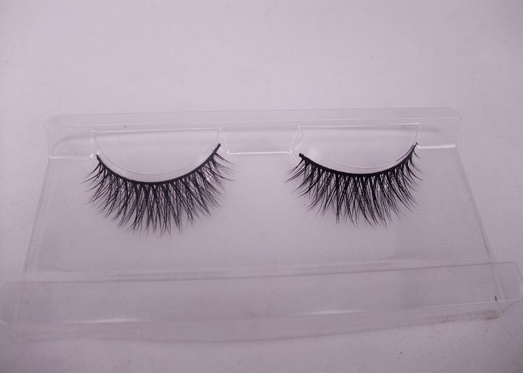 浓密交叉自然假睫毛