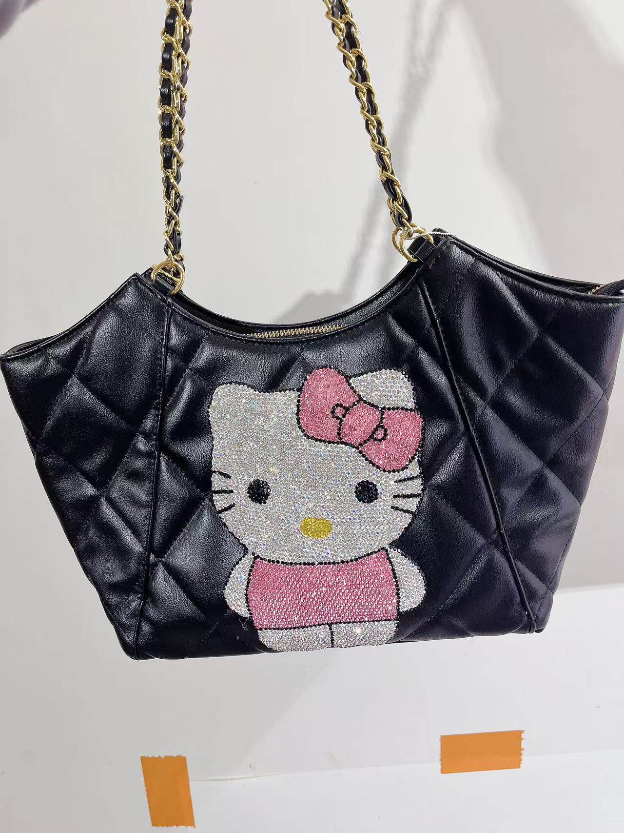 新款镶钻HelloKitty手提包高级感手提包