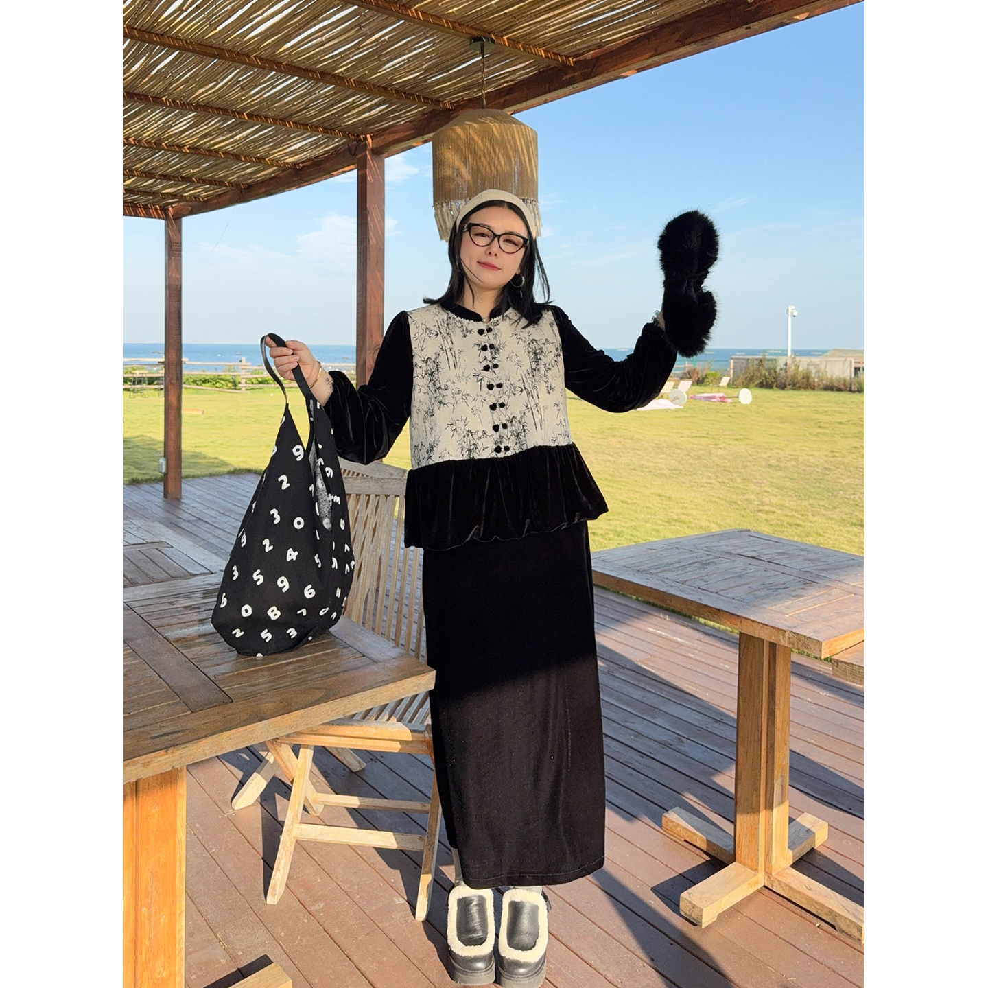 VOGANA戛纳家大码女装老钱新中式假两件拼接丝绒上衣半身裙套装冬