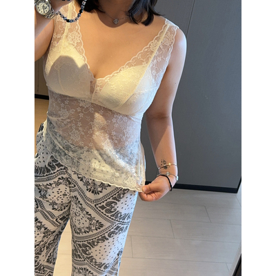 VOGANA戛纳家大码女装斩男纯欲自带胸垫蕾丝背心性感女人吊带上衣