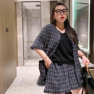 vogana戛纳家大码原创复古格子中袖西装短裤胖妹妹显瘦套装两件套