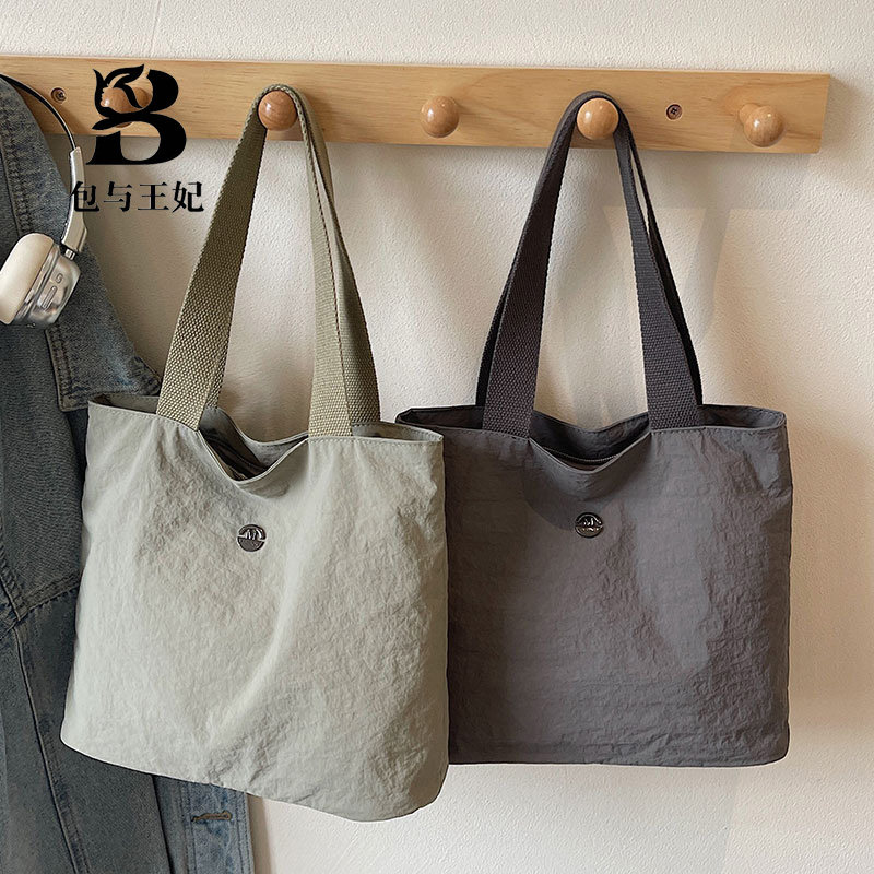 牛津布小包包女2026新款上班手提百搭时尚外出手拎妈咪手提小布包