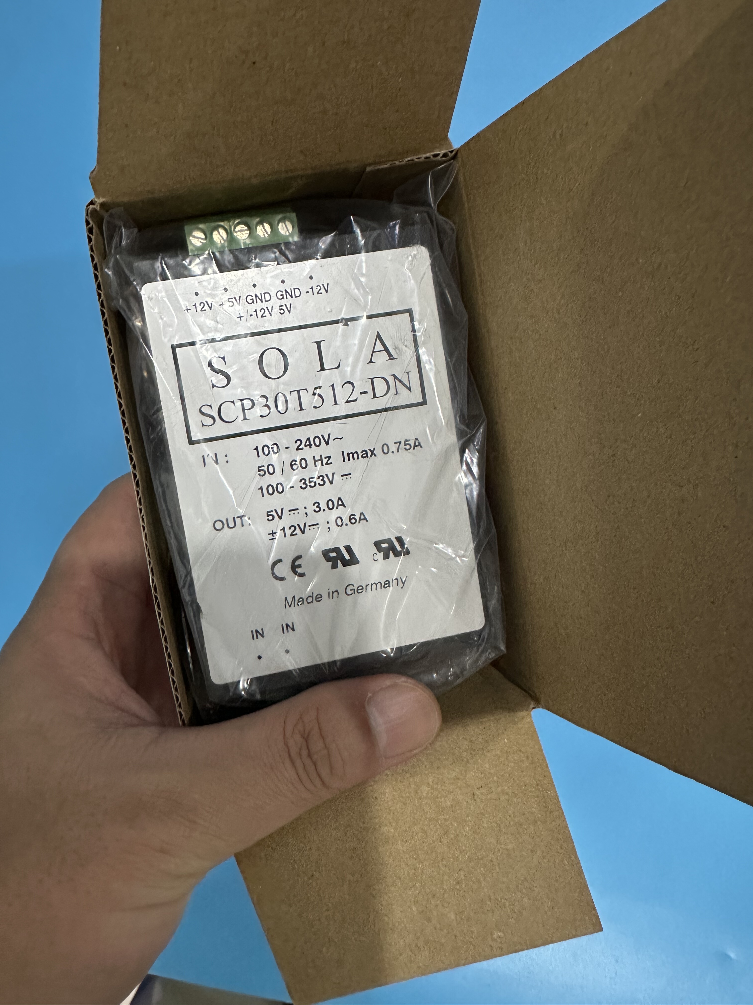 SOLA电源模块SCP30T512-DN，全新原装如图就一个，今天发