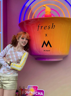 户外大型盖碗茶杯熊猫卡通雕塑火锅店打卡拍照网红装饰品落地摆件