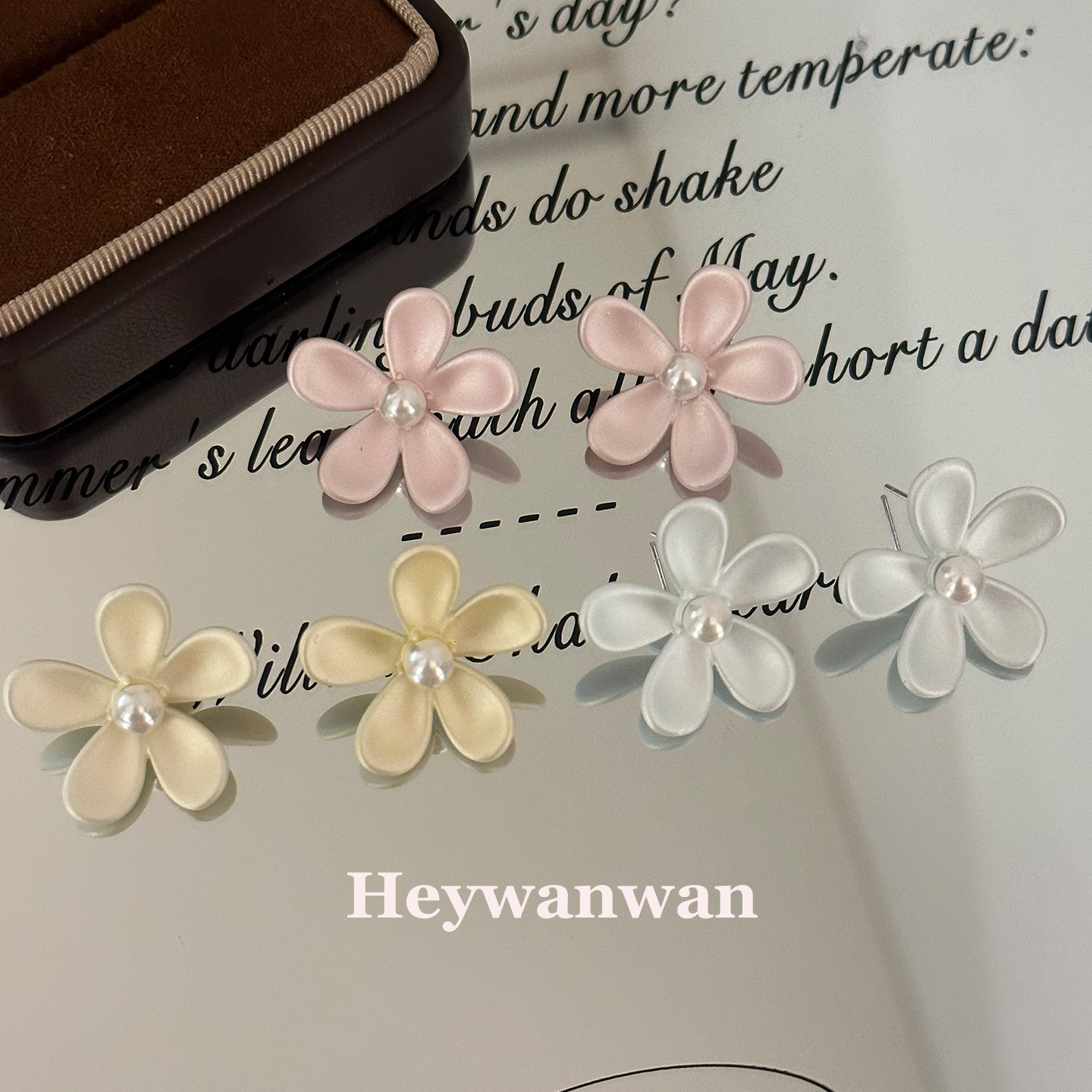 小雏菊花朵耳钉简约百搭耳环