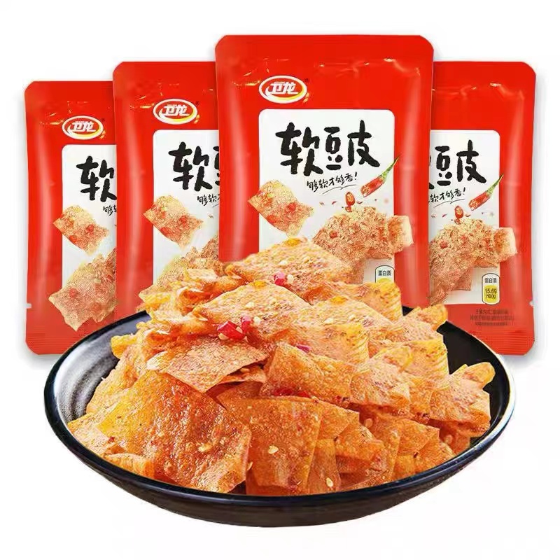 卫龙软豆皮小包装魔芋爽休闲食品手撕网红解馋零食辣片辣条散装