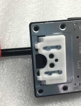 联想M7300z M8300z M8350z M810z一体机支架 后支架