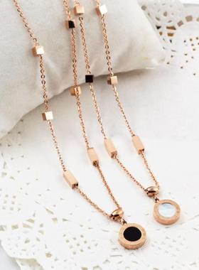 黑白双面圆牌玫瑰金项链罗马数字