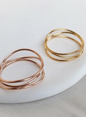 三层极细线条交叉缠绕钛钢戒指