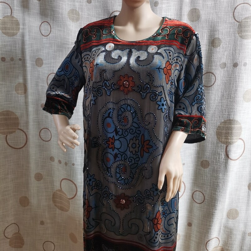 2025真丝绒圆领宽松大码烂花绒钉珠中老年妈妈装653