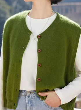 复古时尚慵懒绿色圆领针织开衫马甲女2025秋冬叠穿外搭软糯毛衣