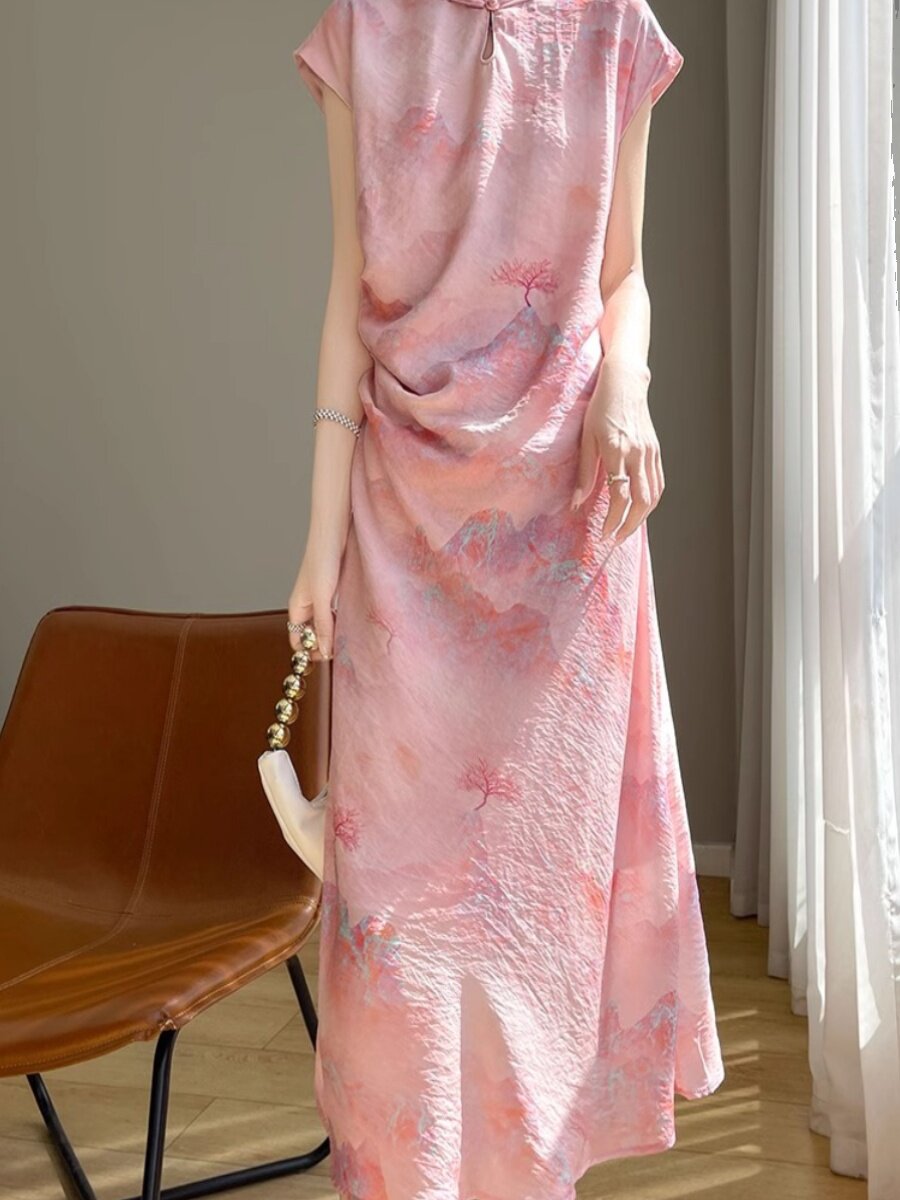 여성을위한 새로운 중국 스타일 피는 자카드 치파오 드레스 2024 새로운 복고풍 국가 스타일 향상된 디자인 스탠드 칼라 반팔 드레스