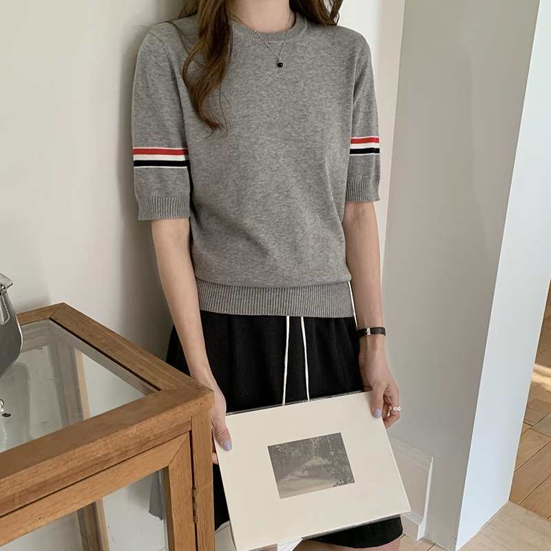 柔软20-50周岁圆领针织常规单件